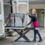 Zelfheffende transporthulp