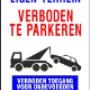 eigen tekstbord parkeerterrein