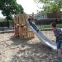 Speelhuisje met glijbaan robinia Basisschool