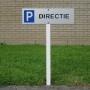 Parkeerbord op paal