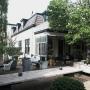 Ruim, modern terras