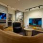 Beovision Theatre en Beosound Stage opstelling bij Bang & Olufsen Poulissen in Roermond.