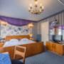De Delftsblauwe Kamer is een Comfort Kamer op de 1e etage van het hotel, met uitzicht over de gracht.