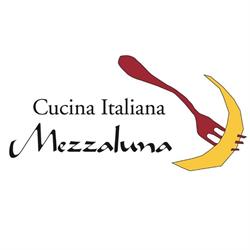 Cucina Italiana 'Mezzaluna'