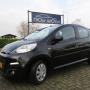 T. Bouw Auto's