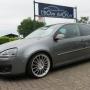 T. Bouw Auto's
