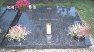 Grafstenen-Grafzerken-Urn