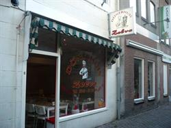 Zelve Döner Huis