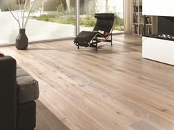 Almaas Parket, PVC vloeren en Traprenovatie