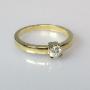 Aanzoeksring met diamant