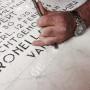hand gehakte letters