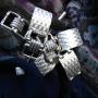 zilveren broche van armband