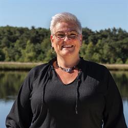 Helenhelpt