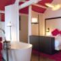 One double bed suite