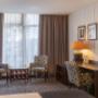 Junior Suite K XCF Guest Room Suite