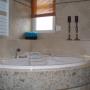Badkamer met natuursteentegels