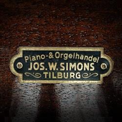 Simons Piano