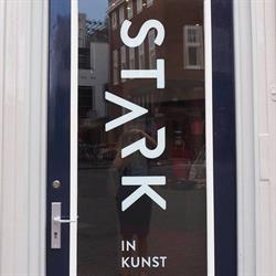 Stark Anders in Kunst