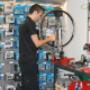 professionele werkplaats, met goed geschoold personeel