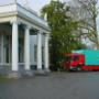 Ede International Moving Van