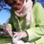 Rita de Ruijter, acupuncturist, homeopaat en hartcoherentiecoach van BeleefBalans is hier bezig met het maken van kunst