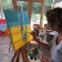 Rita de Ruijter, acupuncturist, homeopaat en hartcoherentiecoach van BeleefBalans is hier bezig met het maken van kunst