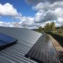 Hoge enk , zonnepanelen