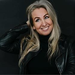 Suzanne van Veen