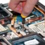 Uw laptop word op moederbord niveau gerepareerd