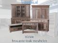 Nieuw bij Teakpaleis brocante teakhouten meubels met top kwaliteit in een sfeervol interieur.