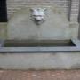 Waterbak met spuitkop