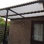 Veranda bij woonhuis