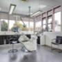 Behandelkamer tandartspraktijk Dental Clinics Groningen De Ommelanden