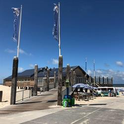 Strandpaviljoen 't Badhuys