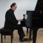 Gaston Nicolaes Pianodocent en Concertpianist