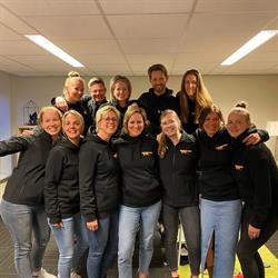 I. Hogenberg t.h.o.d.n. Thuishuis Stap foar Stap
