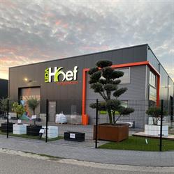 van Hoef Tuinprojecten B.V.