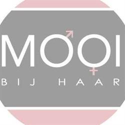 Mooi bij haar