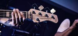 Basgitaarles / Basles Arnhem - Lespraktijk voor basgitaar