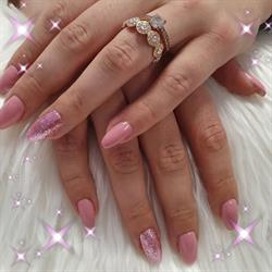 Tipnails nail and beauty salon IJmuiden