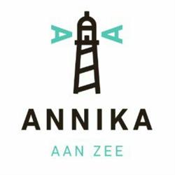 Annika aan zee