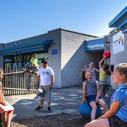 Protestants Christelijke Basisschool (PCBS) De Regenboog, cluster locatie