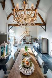 B & B Chique Meas