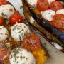 Aubergine met  tomaat en mozarella