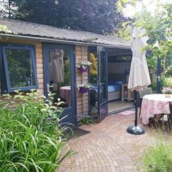 B&B De Zes Wielen (rolstoeltoegankelijk) (onderdeel van Bed and Breakfast Alkmaar.nl)