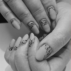 Nail.Lies allround nagelstyliste