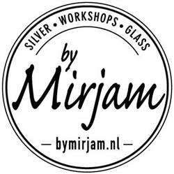 by Mirjam