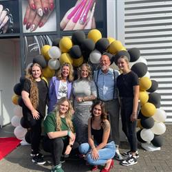 Sher Nailproducts - Salon en Nagelgroothandel