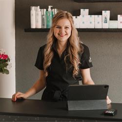Naomi's Beauty & Care