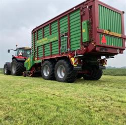 Loon- En Grondverzetbedrijf Overschild Bv